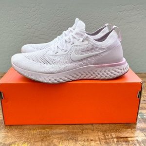 Nike Womens Epic React Flyknit Pink Pearl sz 10